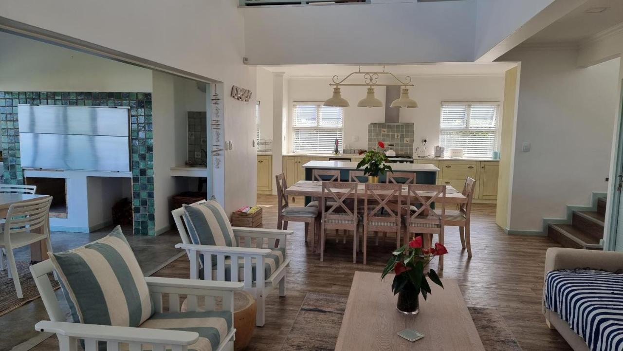 Beautiful Cottage Fantastic Beach ออยสเตอร์เบย์ ภายนอก รูปภาพ